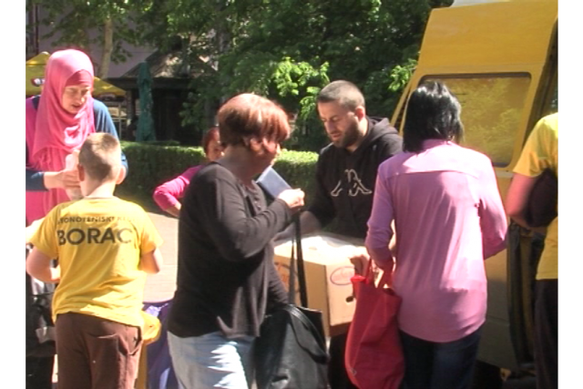 PODJELA PREHRAMBENIH PAKETA OU TEMPO